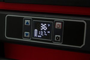 Portable Refrigerator/Freezer - Rough Country - 42 Qt. with 12 Volt/AC 110 support Portable Refrigerator/Freezer - Rough Country - 42 Qt. with 12 Volt/AC 110 support